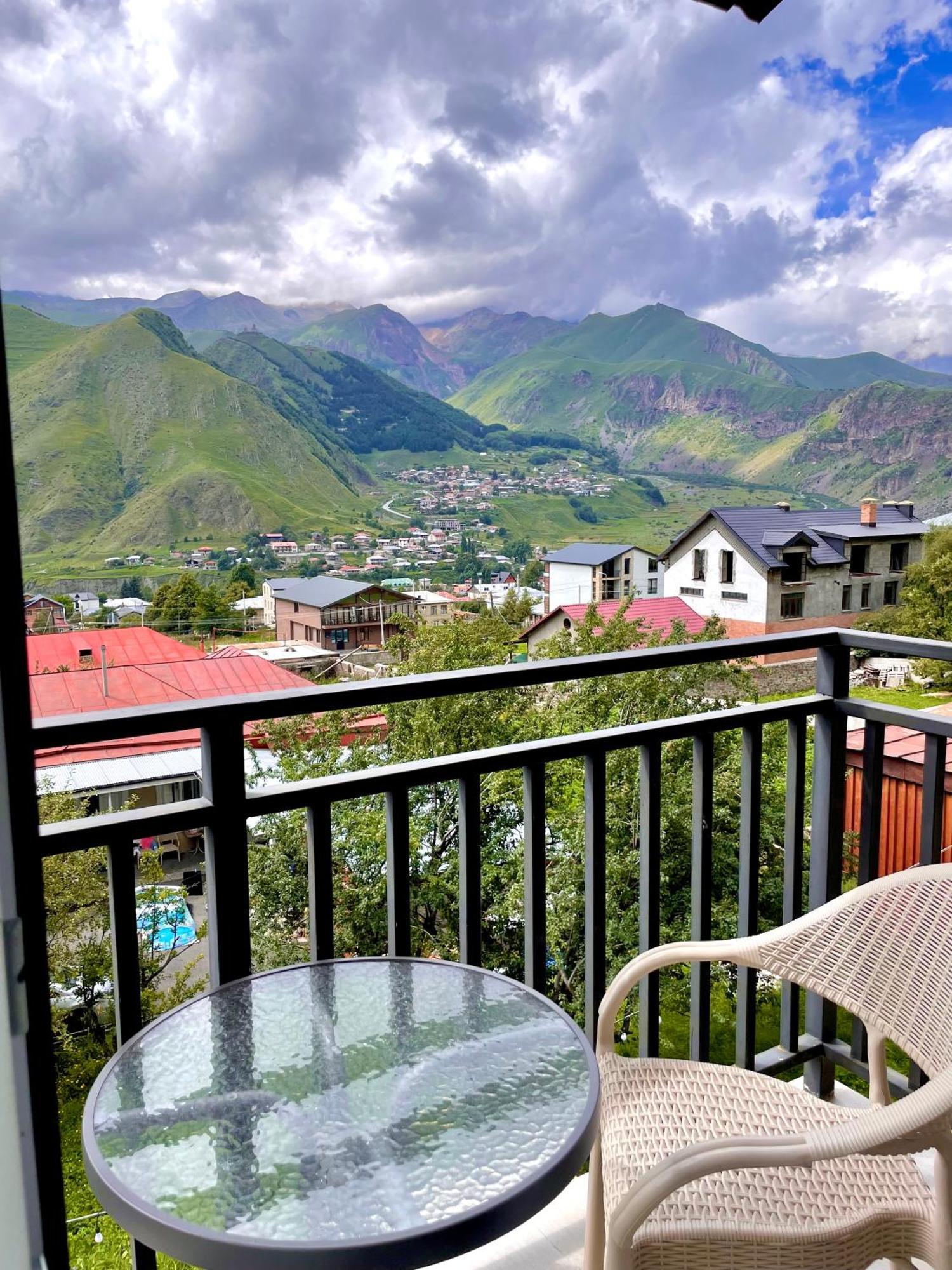 Отель Planet Kazbegi Экстерьер фото