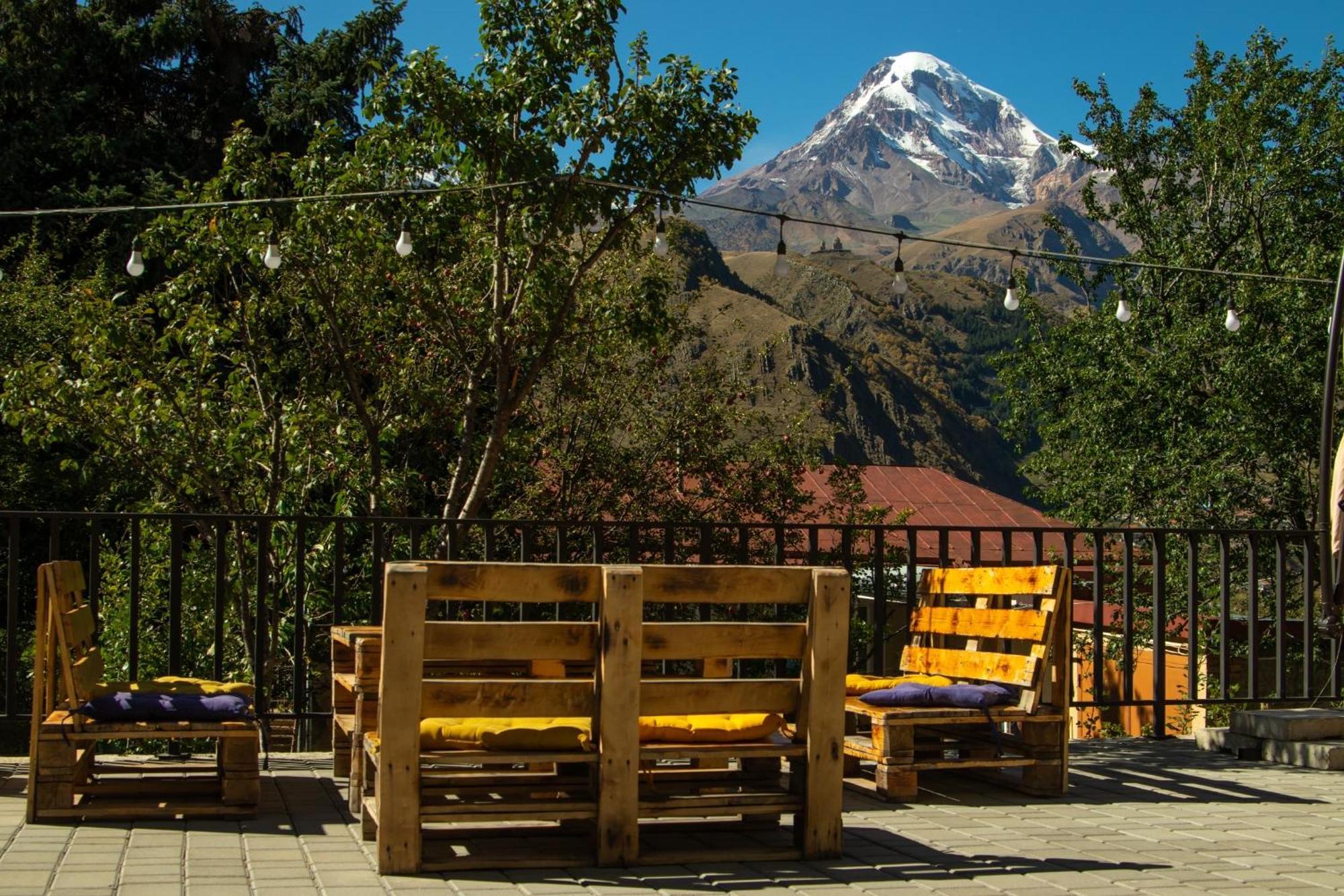Отель Planet Kazbegi Экстерьер фото
